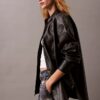 Lässige Hemdjacke aus Kunstleder