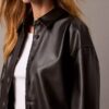 Lässige Hemdjacke aus Kunstleder
