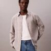 Lässiges Button-Down-Hemd aus Viskose-Nylon-Mischung mit Streifenmuster