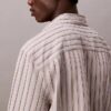 Lässiges Button-Down-Hemd aus Viskose-Nylon-Mischung mit Streifenmuster