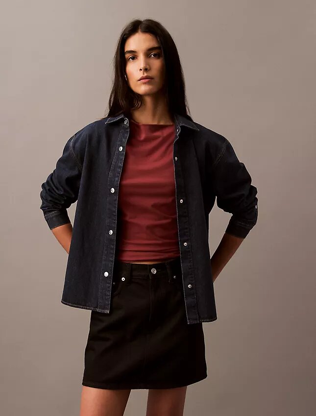 Lässiges Denim-Hemd mit Knopfleiste Lässiges Denim-Hemd mit Knopfleiste