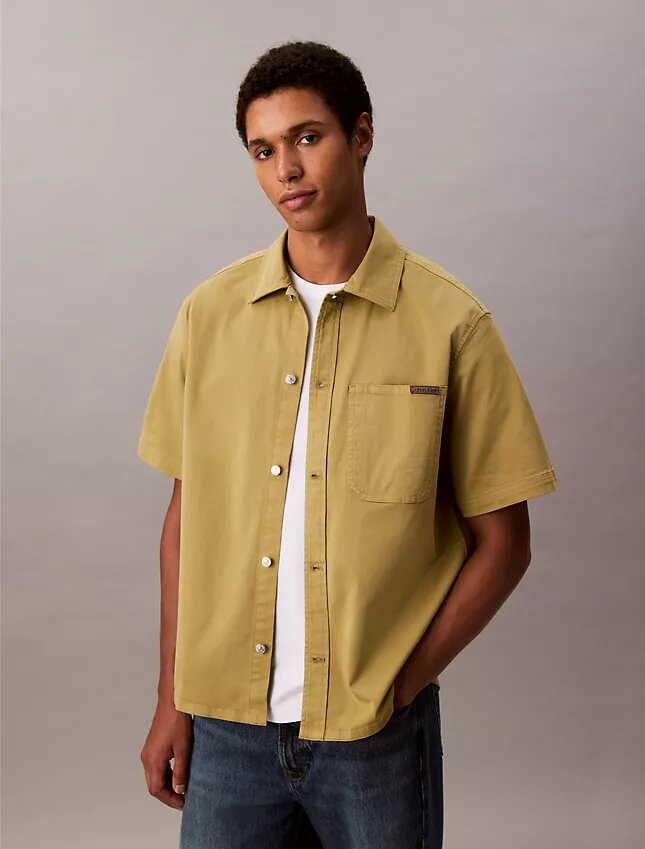 Lässiges Utility Shirt mit Knopfleiste Lässiges Utility Shirt mit Knopfleiste