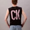 Marc Hundley Pride Viva Love Tanktop mit lockerer Passform Marc Hundley Pride Viva Love Tanktop mit lockerer Passform