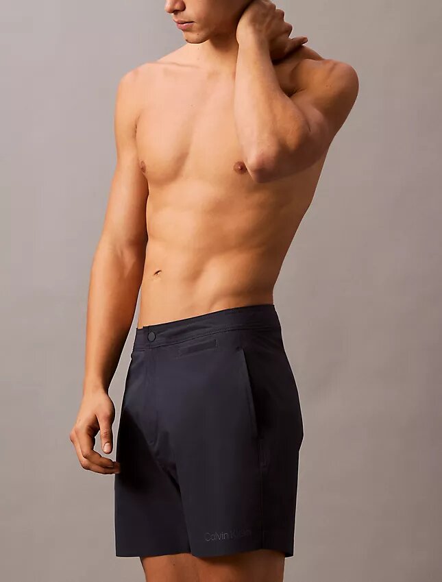 Maßgeschneiderte 5″-Volley-Badeshorts Maßgeschneiderte 5″-Volley-Badeshorts