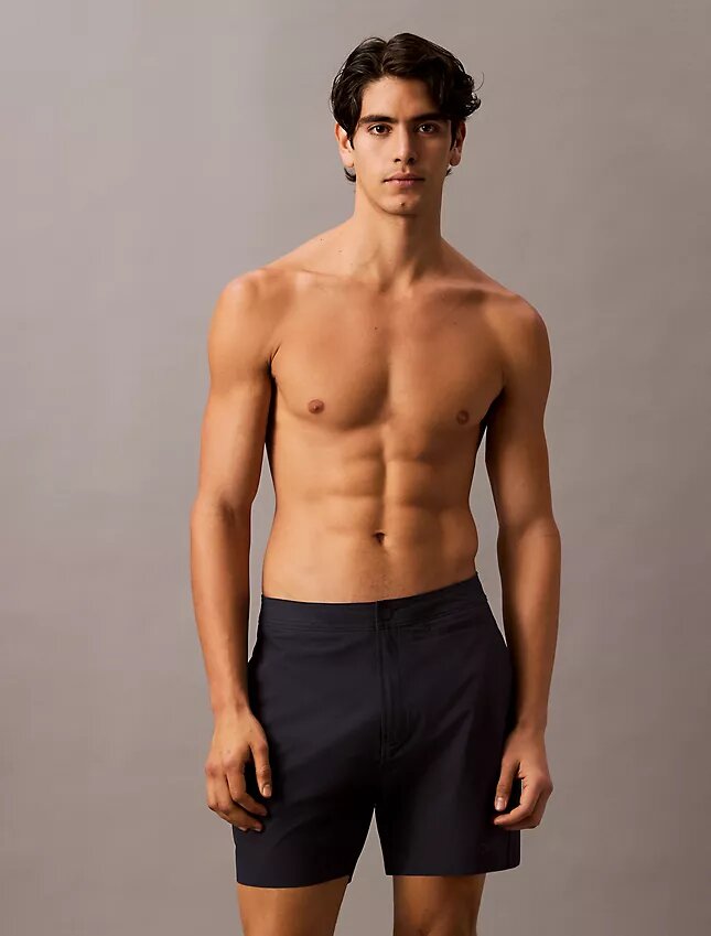 Maßgeschneiderte 5″-Volley-Badeshorts Maßgeschneiderte 5″-Volley-Badeshorts