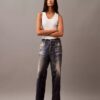 Maßgeschneiderte Hose mit Denim-Print
