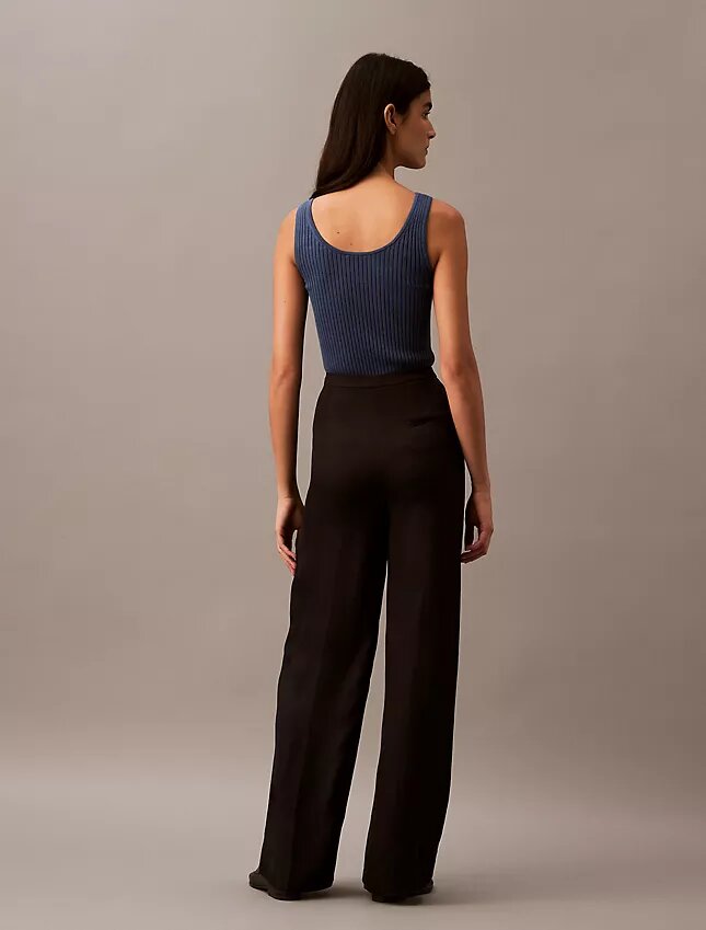 Maßgeschneiderte Hose mit hoher Taille Maßgeschneiderte Hose mit hoher Taille