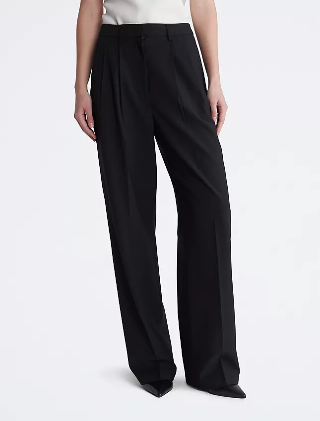 Maßgeschneiderte Hose mit weitem Bein Maßgeschneiderte Hose mit weitem Bein