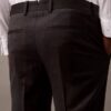 Maßgeschneiderte Slim-Fit-Hose aus Wollmischung Maßgeschneiderte Slim-Fit-Hose aus Wollmischung