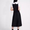 Maßgeschneidertes Kleid aus Wollmischung Maßgeschneidertes Kleid aus Wollmischung
