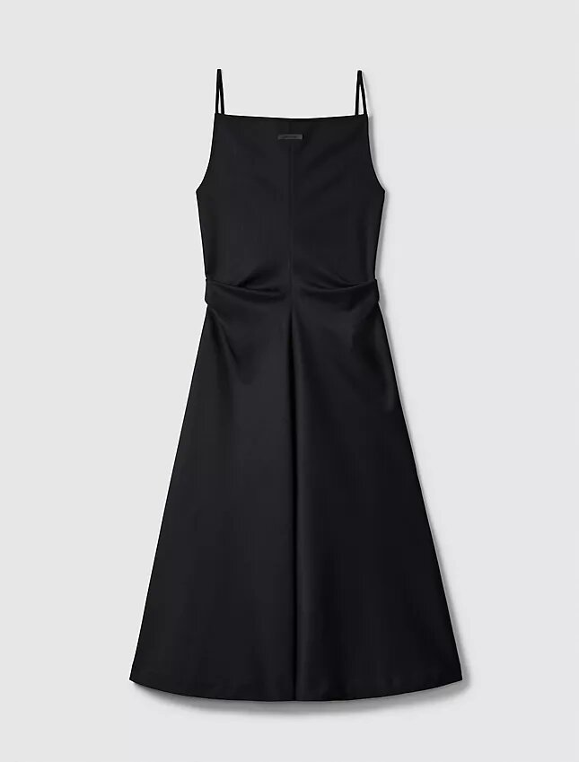 Maßgeschneidertes Kleid aus Wollmischung Maßgeschneidertes Kleid aus Wollmischung