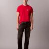 Matchbox Logo Grafik T-Shirt in lockerer Passform Matchbox Logo Grafik T-Shirt in lockerer Passform