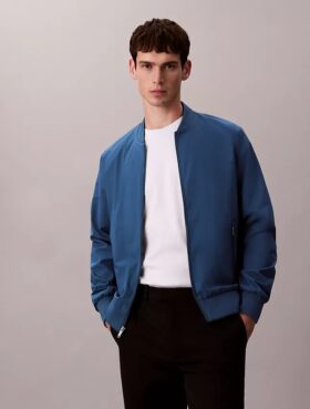 Matte Bomberjacke