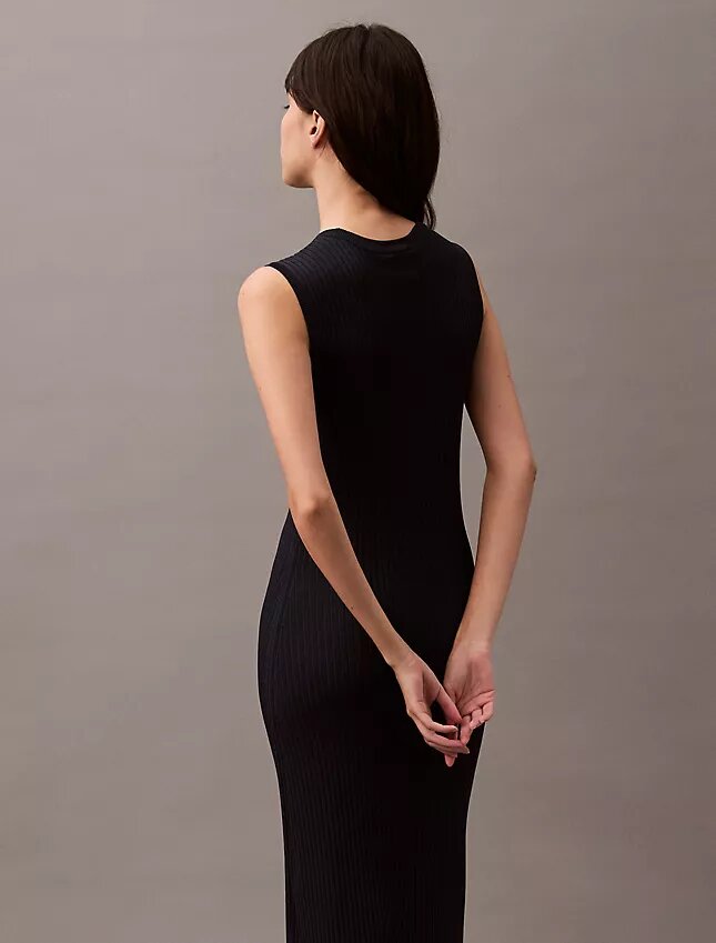 Maxikleid aus Viskose-Rippstrick Maxikleid aus Viskose-Rippstrick