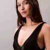 Midi-Kleid aus Viskose-Rippstrick Midi-Kleid aus Viskose-Rippstrick