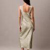 Midi-Kleid mit Crushed-Satin-Print Midi-Kleid mit Crushed-Satin-Print