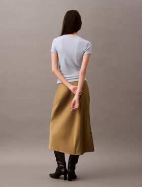 Midi-Rock aus Stretch-Satin Midi-Rock aus Stretch-Satin
