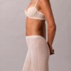 Minimalistische Boyshorts mit tiefem Rückenausschnitt aus Mesh Minimalistische Boyshorts mit tiefem Rückenausschnitt aus Mesh