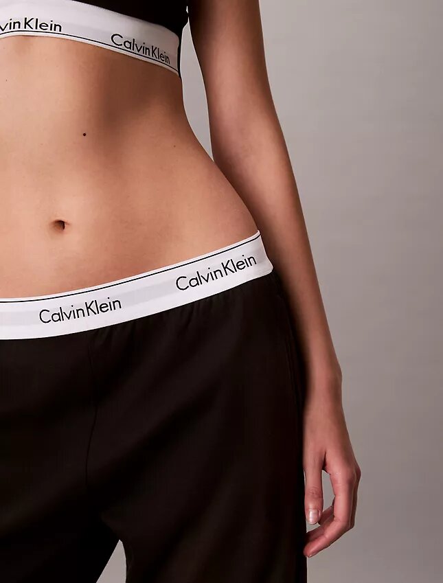 Moderne Jogginghose aus Frottee Moderne Jogginghose aus Frottee