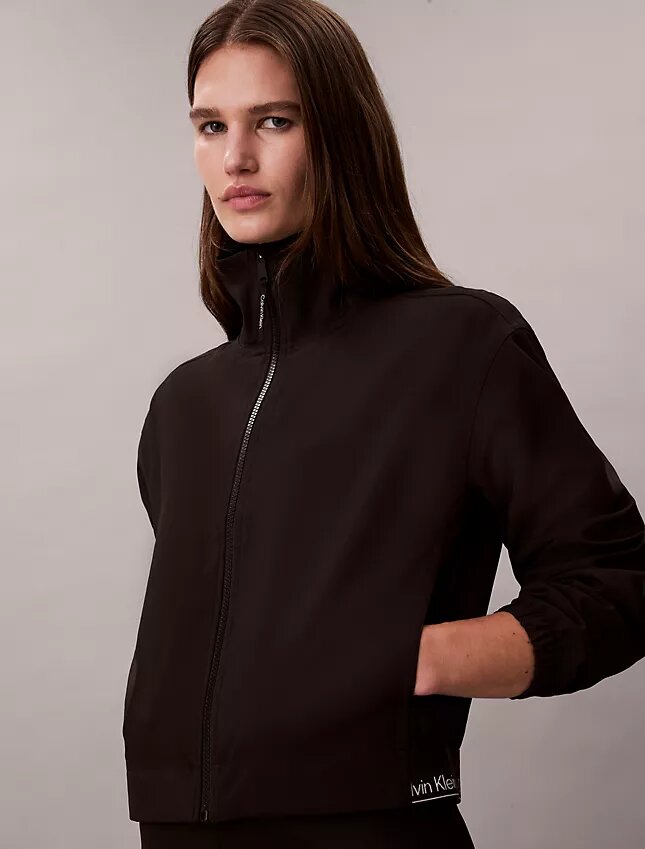 Moderne Sport-Windjacke Moderne Sport-Windjacke