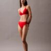 Moderner Bikini-Slip mit Logo als Unterteil Moderner Bikini-Slip mit Logo als Unterteil
