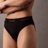 Moderner Bikini-Slip mit Logo als Unterteil Moderner Bikini-Slip mit Logo als Unterteil