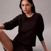 Modernes, locker sitzendes Sweatshirt aus Frottee Modernes, locker sitzendes Sweatshirt aus Frottee