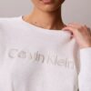 Modernes, locker sitzendes Sweatshirt aus Frottee Modernes, locker sitzendes Sweatshirt aus Frottee