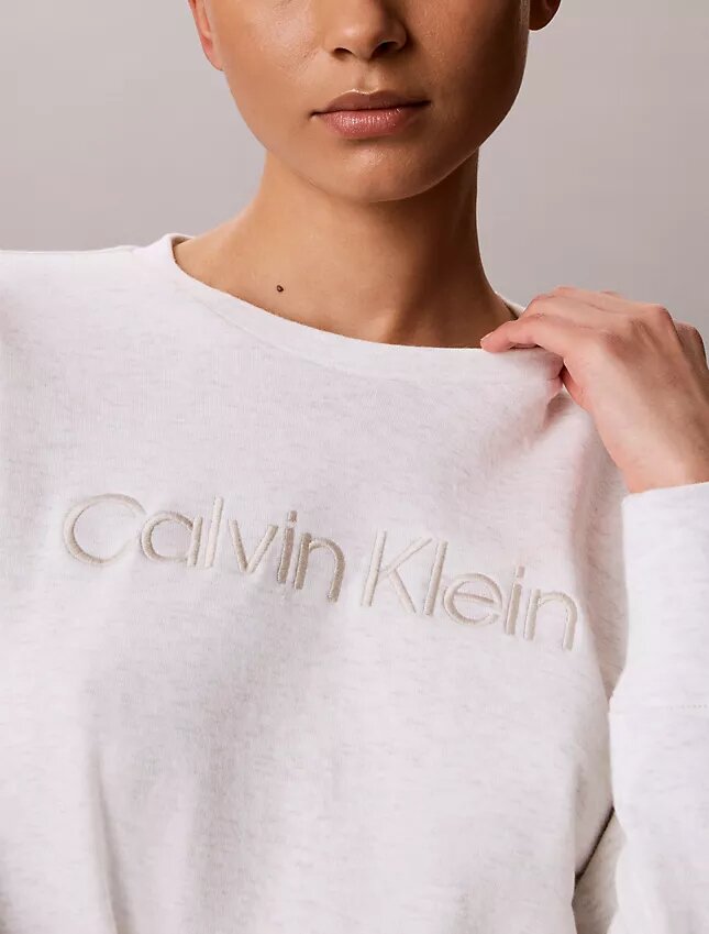 Modernes, locker sitzendes Sweatshirt aus Frottee Modernes, locker sitzendes Sweatshirt aus Frottee