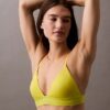 Modernes Logo-Triangel-Bikini-Oberteil Modernes Logo-Triangel-Bikini-Oberteil
