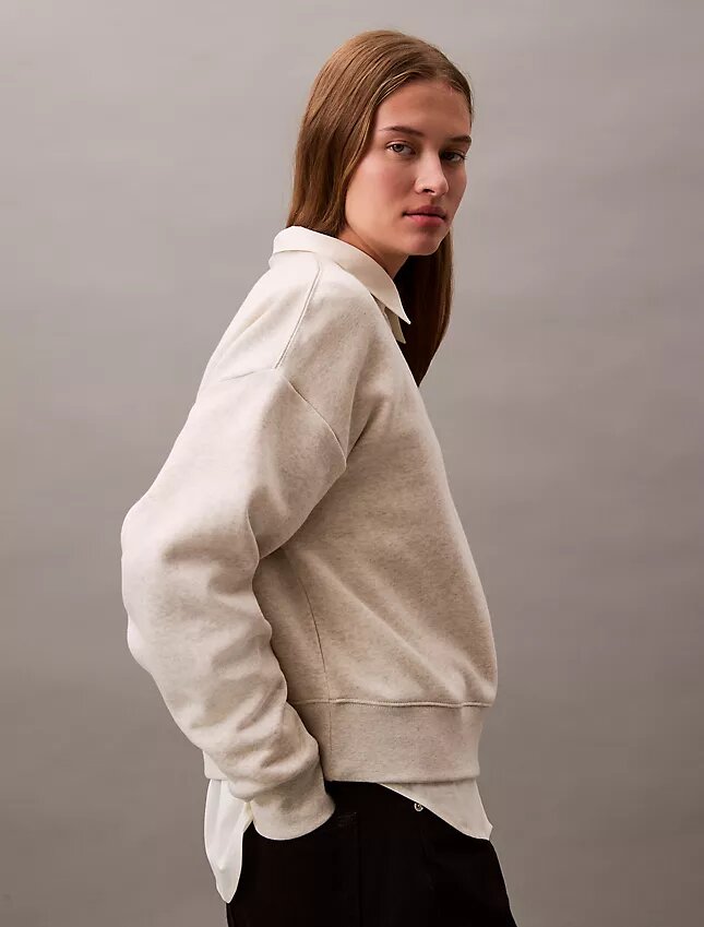 Monogram-Fleece-Sweatshirt in verkürzter Länge Monogram-Fleece-Sweatshirt in verkürzter Länge