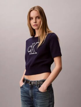 Monogram-Pullover in verkürzter Länge