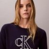 Monogram-Pullover in verkürzter Länge Monogram-Pullover in verkürzter Länge