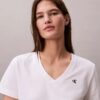 Monogram-T-Shirt mit V-Ausschnitt Monogram-T-Shirt mit V-Ausschnitt