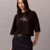 Monologo Cropped T-Shirt mit gerader Silhouette Monologo Cropped T-Shirt mit gerader Silhouette