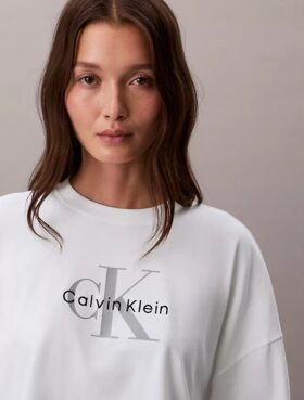 Monologo Cropped T-Shirt mit gerader Silhouette