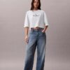 Monologo Cropped T-Shirt mit gerader Silhouette Monologo Cropped T-Shirt mit gerader Silhouette