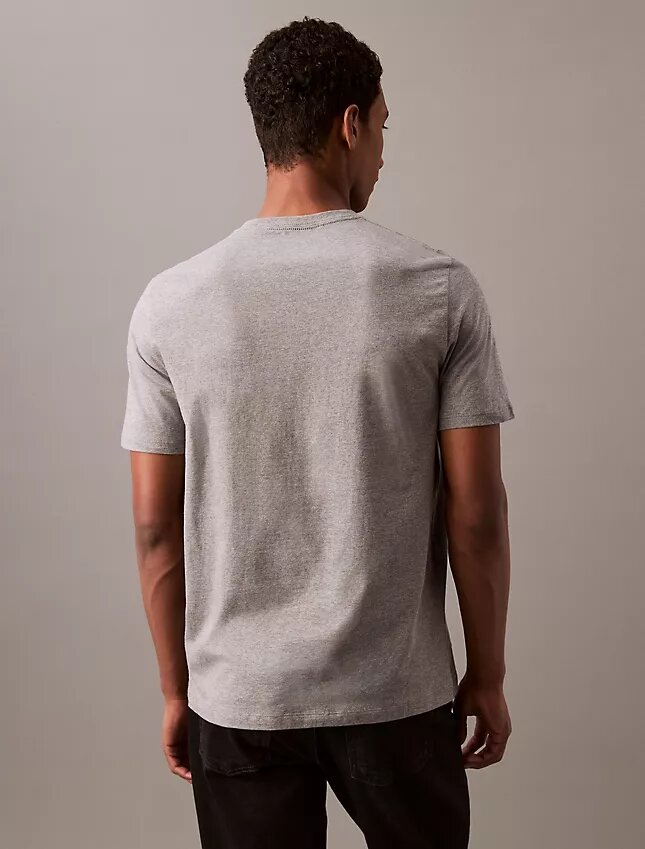 Monologo T-Shirt mit Rundhalsausschnitt Monologo T-Shirt mit Rundhalsausschnitt