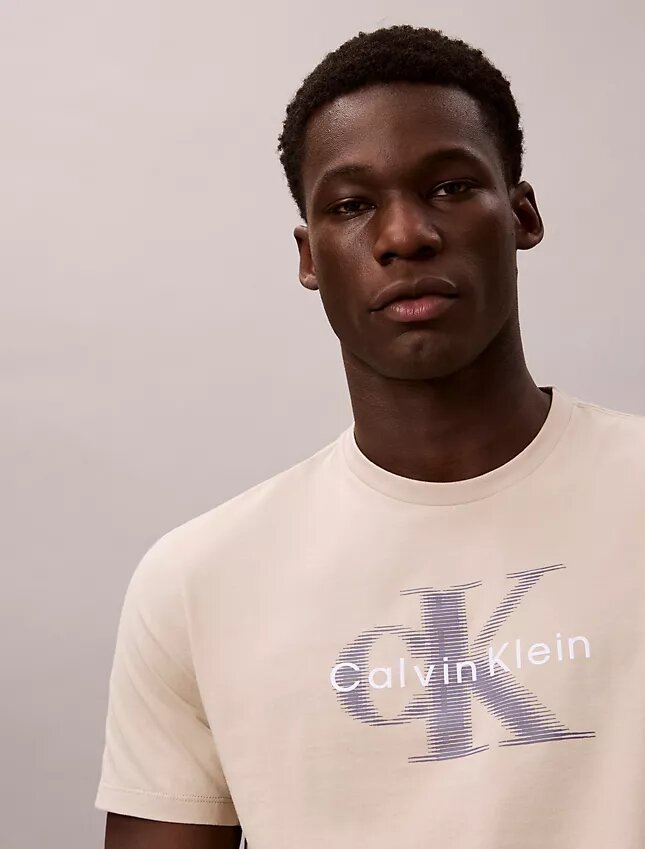 Motion Blur Monologo T-Shirt Motion Blur Monologo T-Shirt