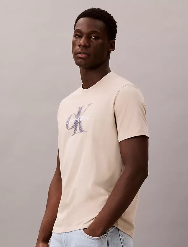 Motion Blur Monologo T-Shirt Motion Blur Monologo T-Shirt