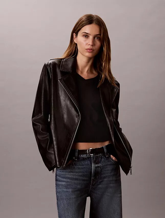 Motorradjacke aus Kunstleder Motorradjacke aus Kunstleder