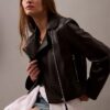 Motorradjacke aus Kunstleder Motorradjacke aus Kunstleder