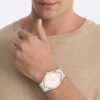Multifunktionale Armbanduhr mit Gliederarmband Multifunktionale Armbanduhr mit Gliederarmband