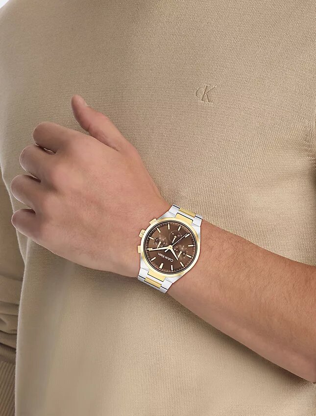 Multifunktionale Uhr mit H-Link-Armband Multifunktionale Uhr mit H-Link-Armband