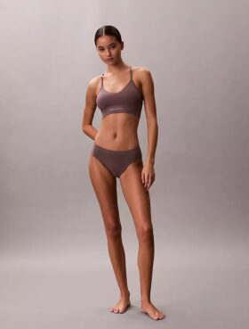 Nahtloses, leicht gefüttertes Bralette aus Mikrofaser Nahtloses, leicht gefüttertes Bralette aus Mikrofaser