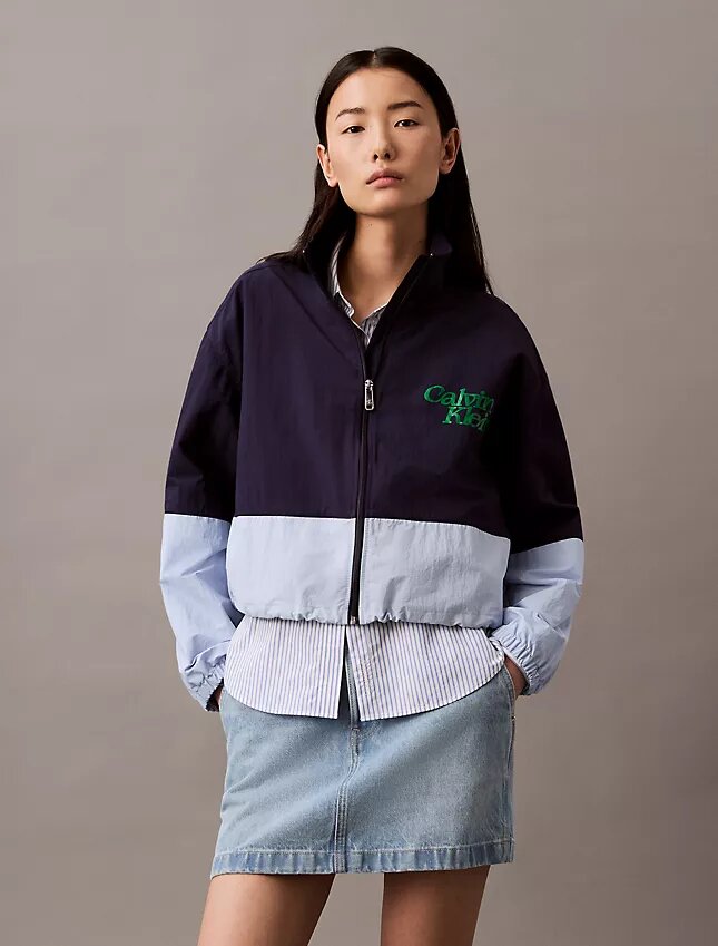 Nylon-Jacke mit Reißverschluss und Farbblock-Design Nylon-Jacke mit Reißverschluss und Farbblock-Design