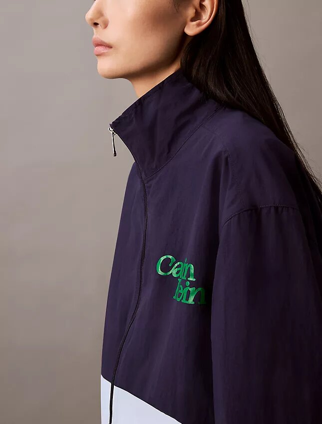 Nylon-Jacke mit Reißverschluss und Farbblock-Design Nylon-Jacke mit Reißverschluss und Farbblock-Design