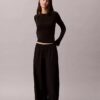 Nylon-Stretch-T-Shirt in schmaler Passform Nylon-Stretch-T-Shirt in schmaler Passform