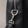 Pendlertasche mit geprägtem Emblem-Logo Pendlertasche mit geprägtem Emblem-Logo