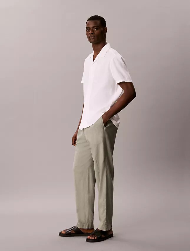 Plissierte Pull-On-Hose aus Leinenmischung Plissierte Pull-On-Hose aus Leinenmischung